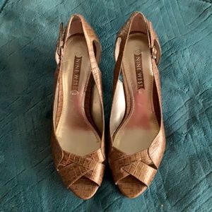 Nine West pumps